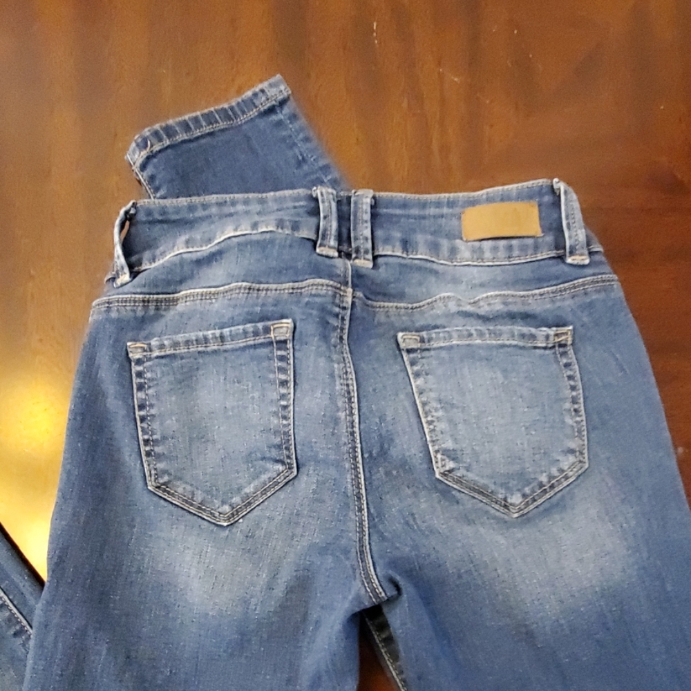 Blue jeans - Picture 4 of 5